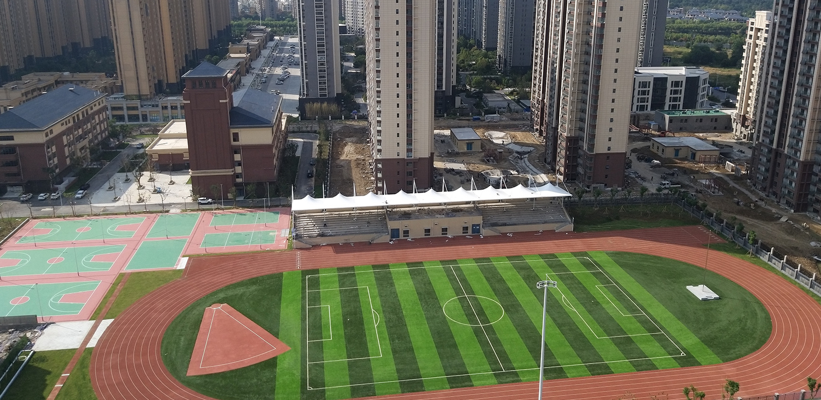 安徽蚌埠二中膜結構看台